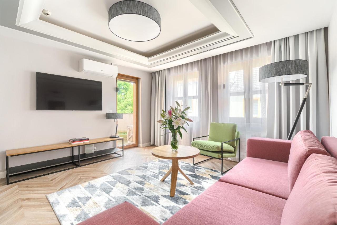 City Apartments - Apartamenty Butikowe كوزتسالين المظهر الخارجي الصورة